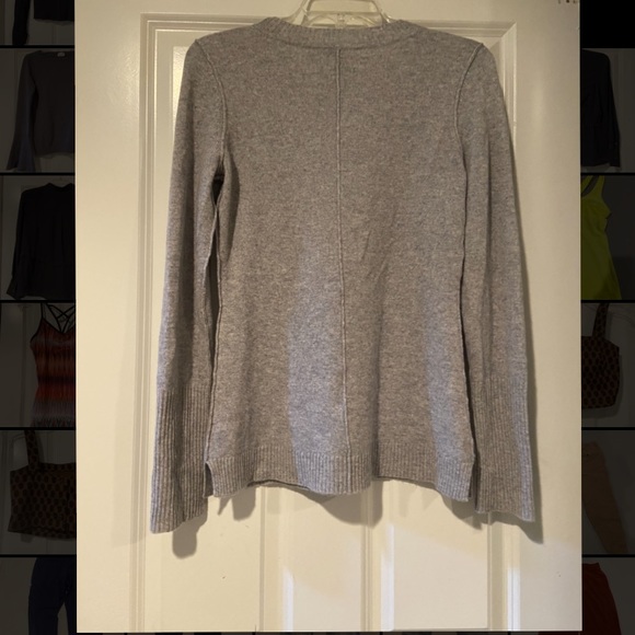100% cashmere gray sweater size small- AQUA cashmere - Picture 1 of 2